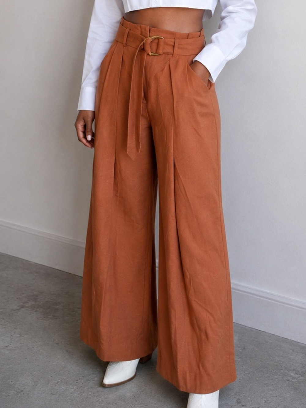 Veronica BeardWide-Leg pants  in Rust. Size: 8